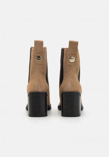 Ботинки челси