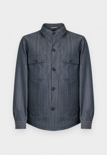 Джинсовая куртка