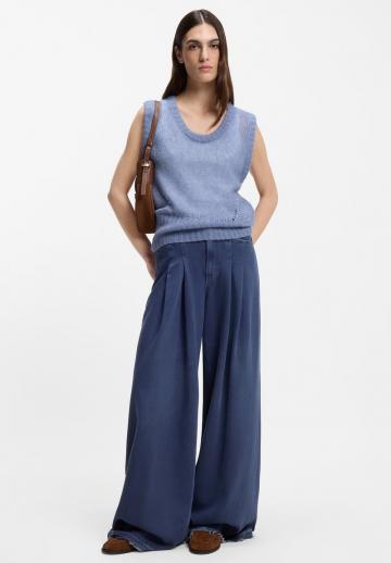 Пуловер без рукавов