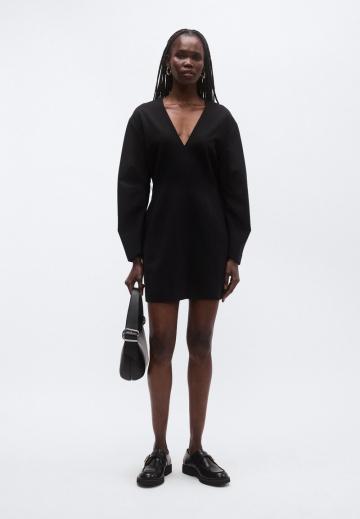 Короткое платье