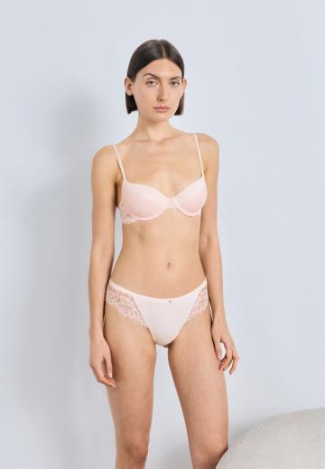 Бюстгальтер