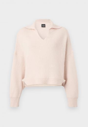 Пуловер с вырезом V