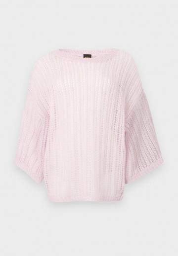 Пуловер с рукавом три четверти