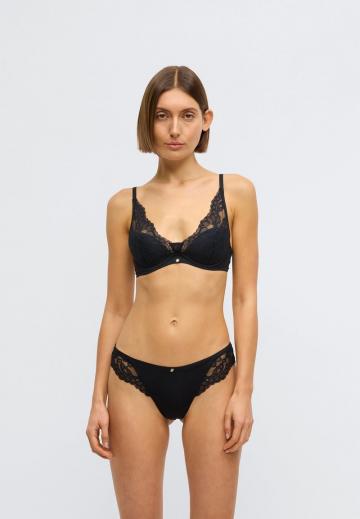 Бюстгальтер