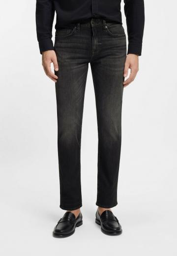 Узкие джинсы