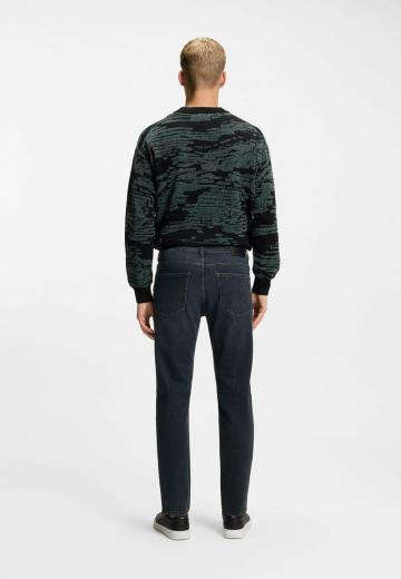 Узкие джинсы