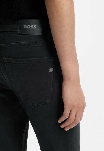 Узкие джинсы