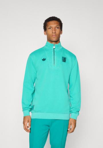 Спортивная кофта