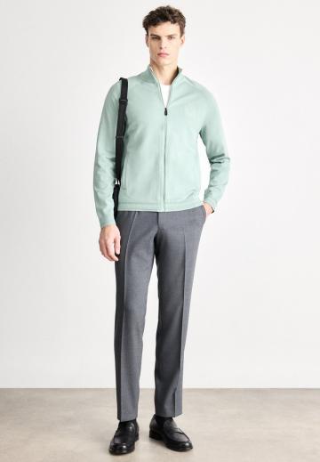 Вязаная кофта