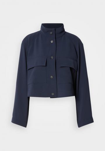 Короткая куртка