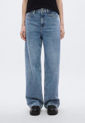 Джинсы