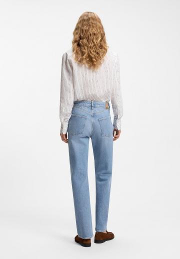 Прямые джинсы