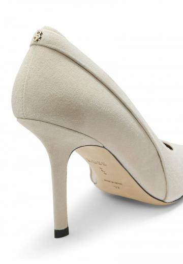 Туфли на высоком каблуке