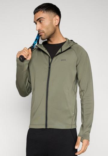 Спортивная куртка