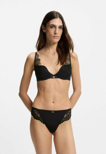 Бюстгальтер