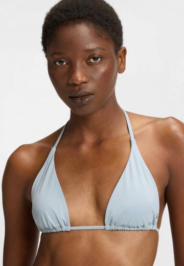 Треугольное бикини