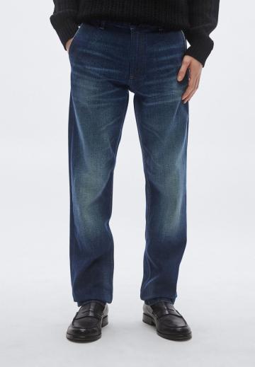 Прямые джинсы