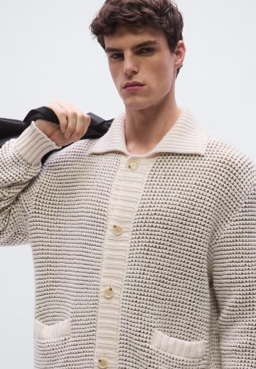 Вязаная кофта