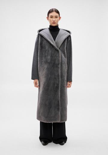 Пальто из искусственной кожи