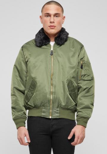 Зимняя куртка