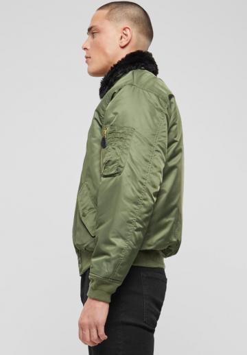 Зимняя куртка