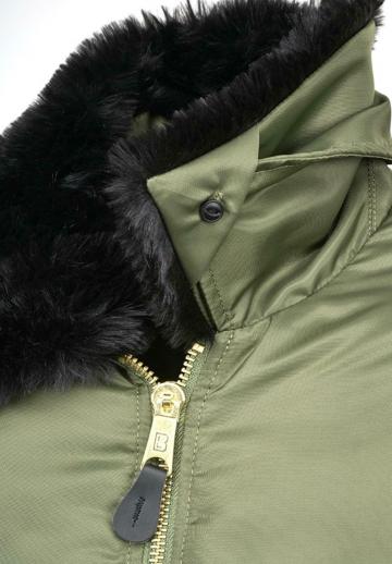 Зимняя куртка