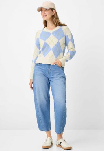 Пуловер с вырезом V