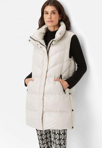 Длинный жилет