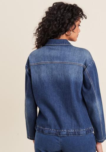 Джинсовая куртка