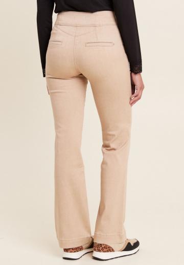 Клешеные брюки