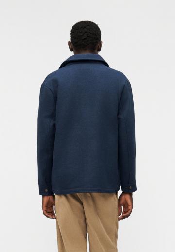 Короткое пальто