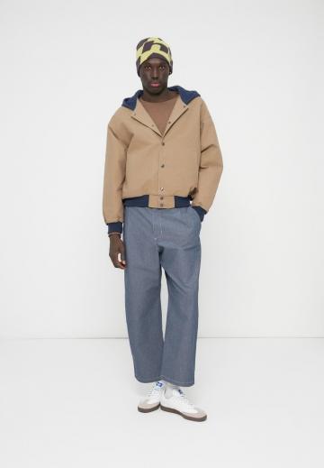 Куртка бомбер