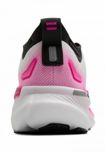 Беговые кроссовки