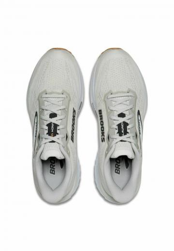 Беговые кроссовки