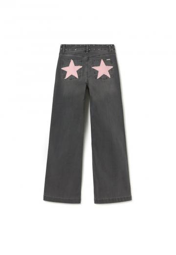 Клешеные джинсы