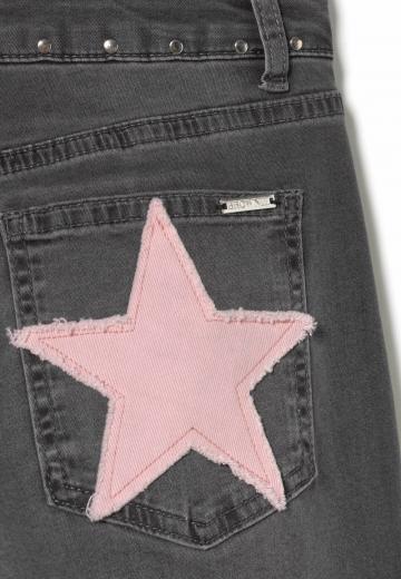 Клешеные джинсы