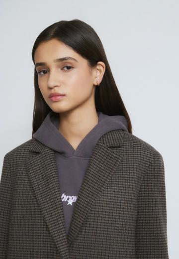 Короткое пальто