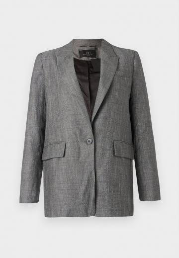 Длинный блейзер