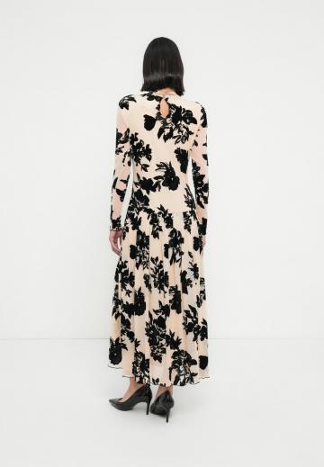 Длинное платье