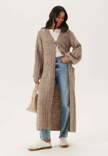 Вязаное платье