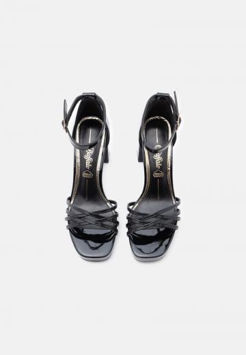 Босоножки на платформе