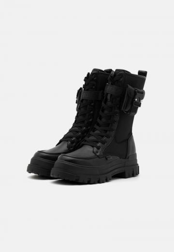 Ковбойские сапоги