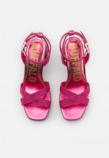 Босоножки на платформе