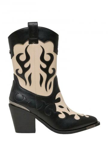 Ковбойские сапоги