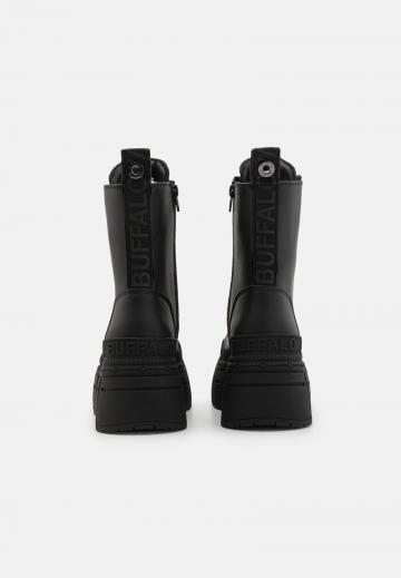 Полусапожки на платформе