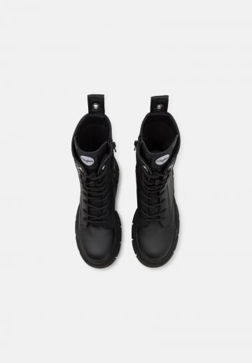 Полусапожки на платформе