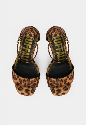 Босоножки на платформе