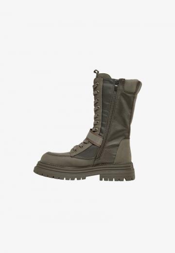 Сапоги на шнуровке