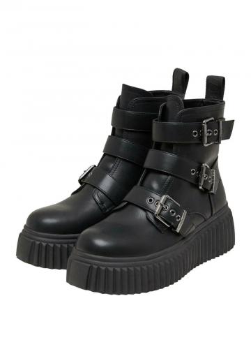 Сапожки на танкетке