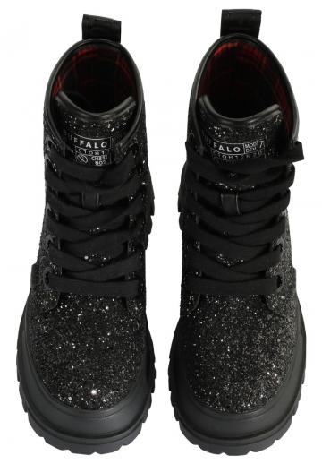 Ботинки на шнуровке